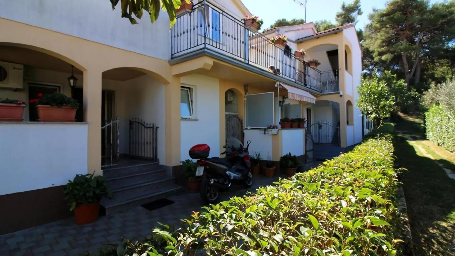 Ferienwohnung Pineta 1 Mit Terrasse In Strandnaehe Porec 0*,